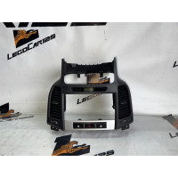 Консоль центральная Hyundai Santa Fe D4EB 2006