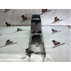 Подлокотник Hyundai Santa Fe D4EB 2006