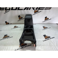 Подлокотник Hyundai Santa Fe D4EA 2007