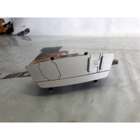 Блок управления люком Ford Focus D4204T 2012