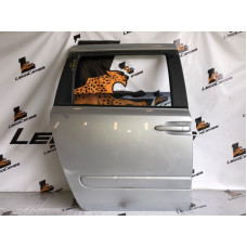 Дверь задняя правая Kia Carnival J3 2008