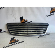 Решетка радиатора Mercedes-Benz W220