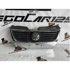 Решетка радиатора Volkswagen Passat 6 CBB 2008
