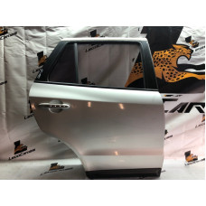 Дверь задняя правая Hyundai Santa Fe D4EB 2006