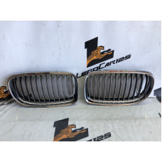 Решетка капота Bmw 320D E90/91 2009
