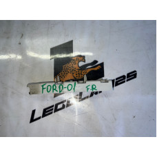 Кронштейн бампера передний правый Ford Focus